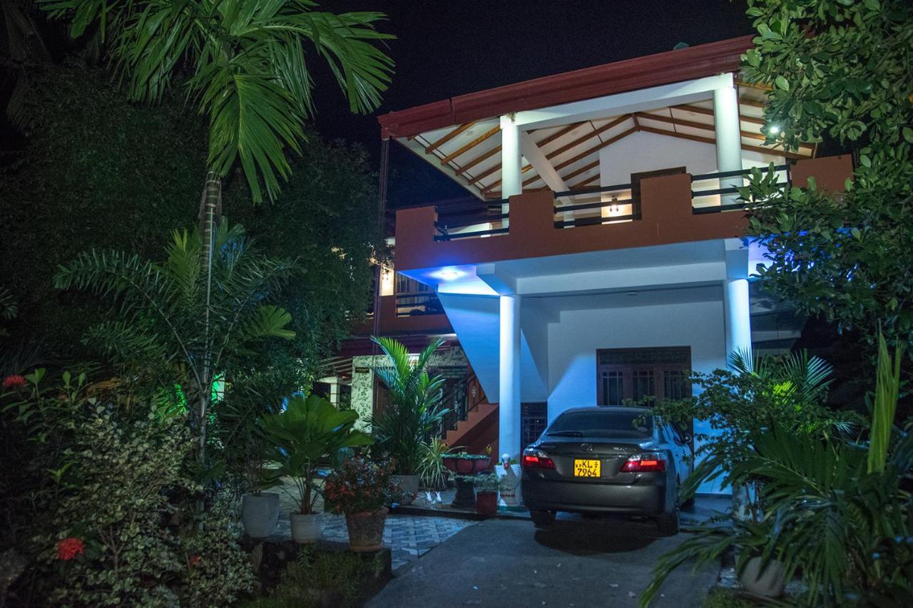 Sadee'S Place Dambulla Exterior photo