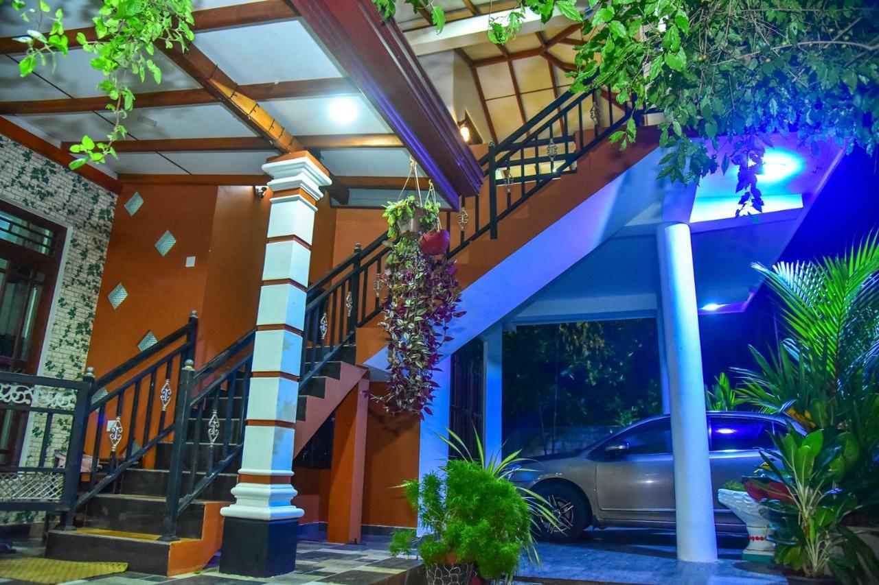 Sadee'S Place Dambulla Exterior photo