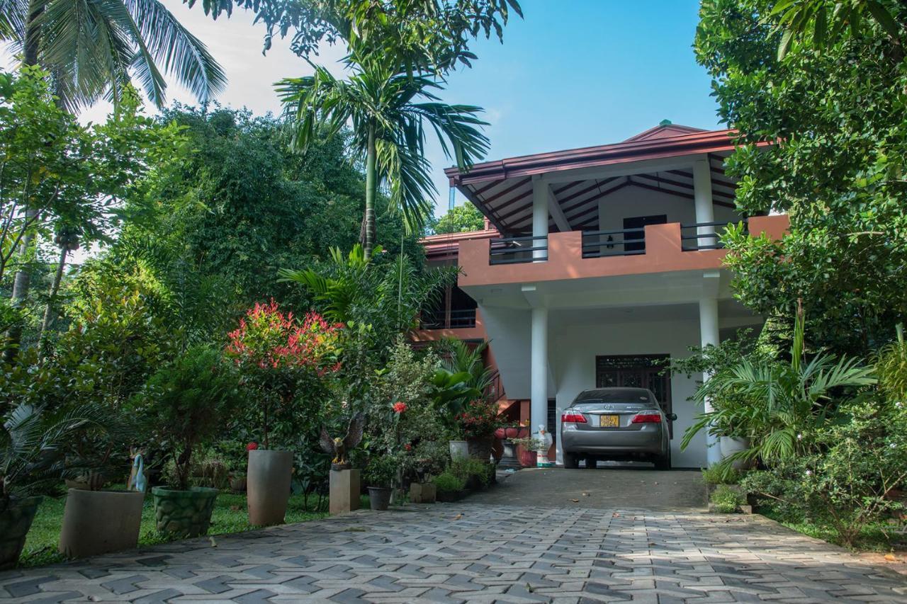 Sadee'S Place Dambulla Exterior photo
